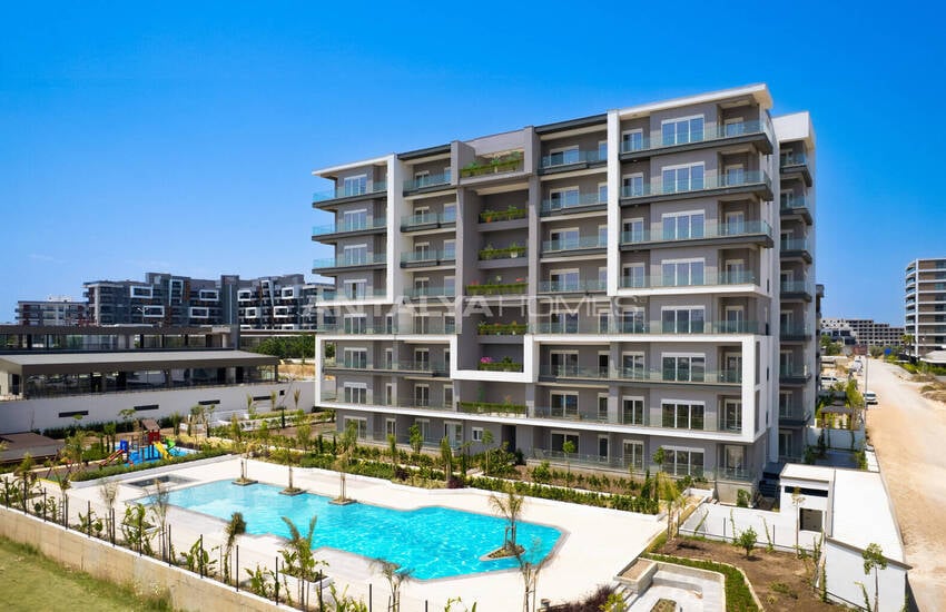 Chic Apartments in the Leed-certified Viva Defne Project in Antalya 1