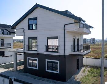 Triplex Houses in the Neovilla Project Near the Golf Courses in Belek 1