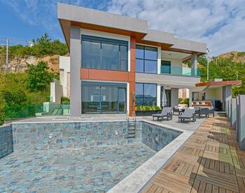Sea-view House with Private Pool in Alanya Kargıcak 1
