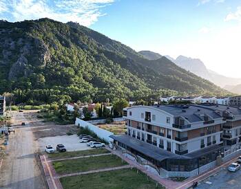 Flat in a Project with Pool and Parking in Konyaaltı 1